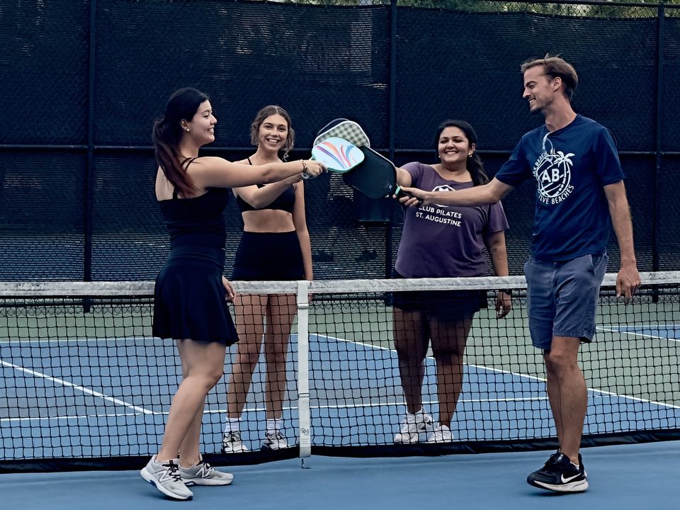 Sports & Entertainment